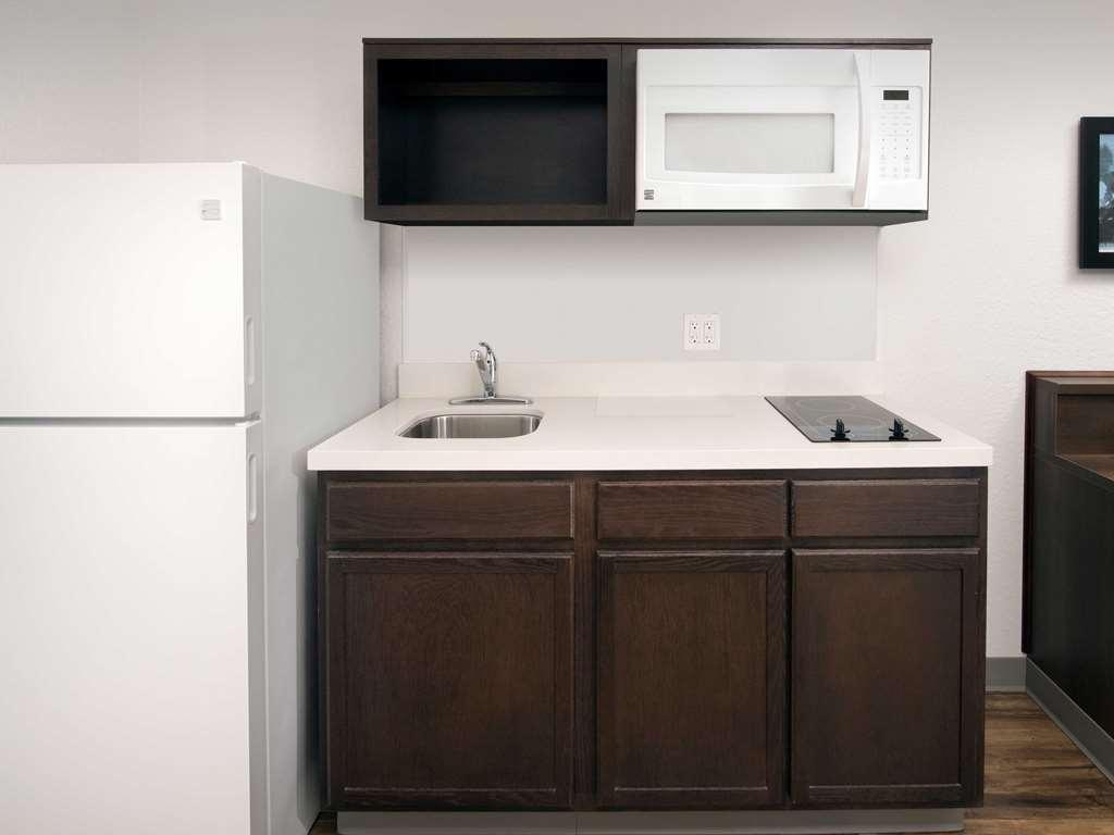 Extended Stay America Select Suites - Tallahassee - East Room photo