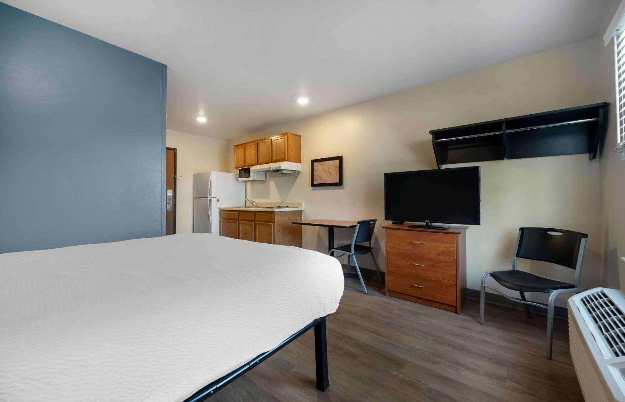 Extended Stay America Select Suites - Tallahassee - East Exterior photo